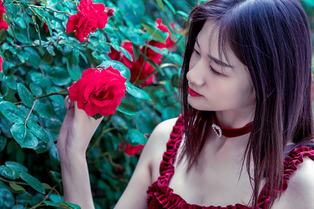 休渔期“摸黑”捞鱼 广东海警查获10余吨非法捕捞渔获物